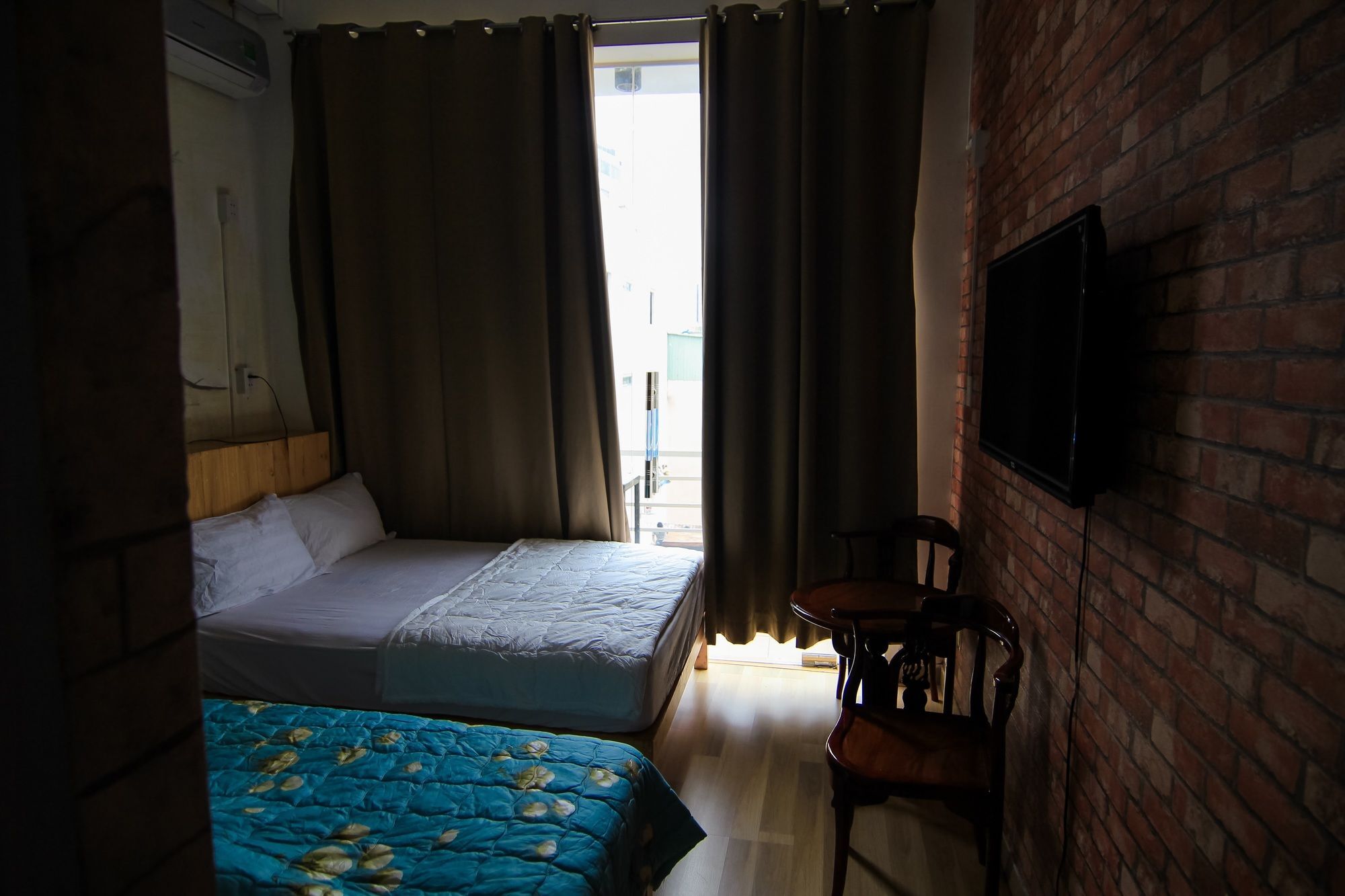 Wanderlust Saigon Hostel & Rooftop Bar Ho Chi Minh City Exterior photo
